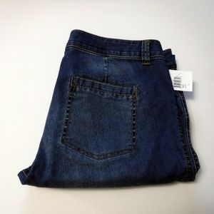 NWT CAbi Farrah Vintage Jeans Size 10